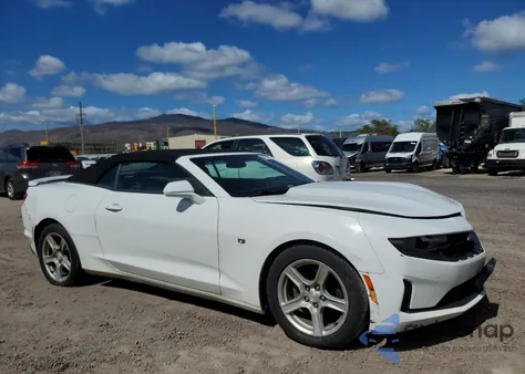 2021 Chevrolet Camaro Ls z USA, uszkodzony, nr VIN 1G1FB3DS5K0117263